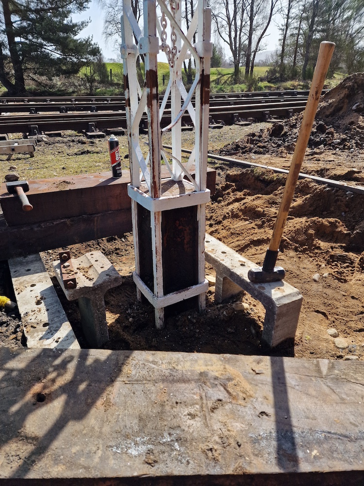 New%20Signal%20under%20construction%20at%20Boat%20of%20Garten